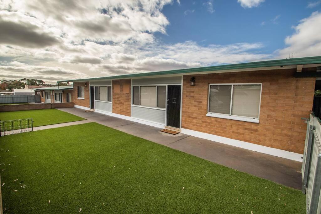 Apartamento Willow Court Unit 1 Broken Hill Exterior foto